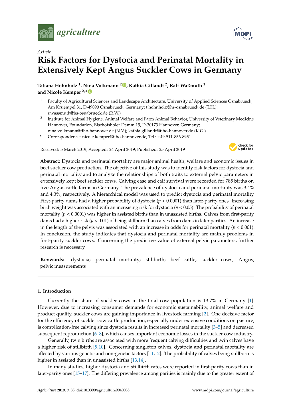 Risk Factors for Dystocia and Perinatal Mortality in Extensively Kept Angus Suckler Cows in Germany