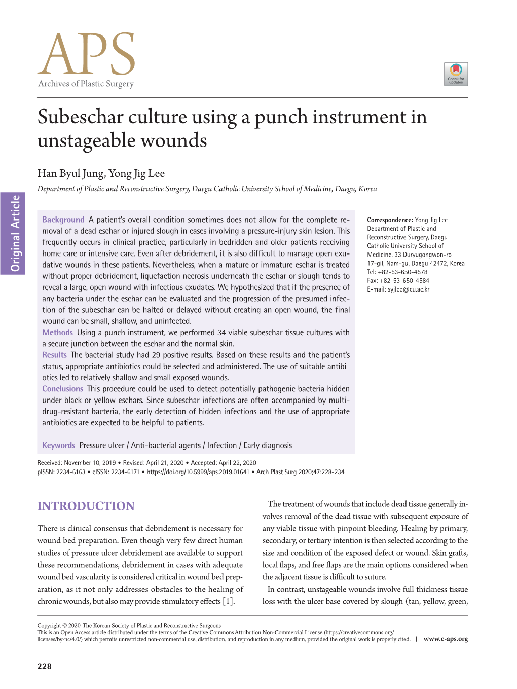Subeschar Culture Using a Punch Instrument in Unstageable Wounds
