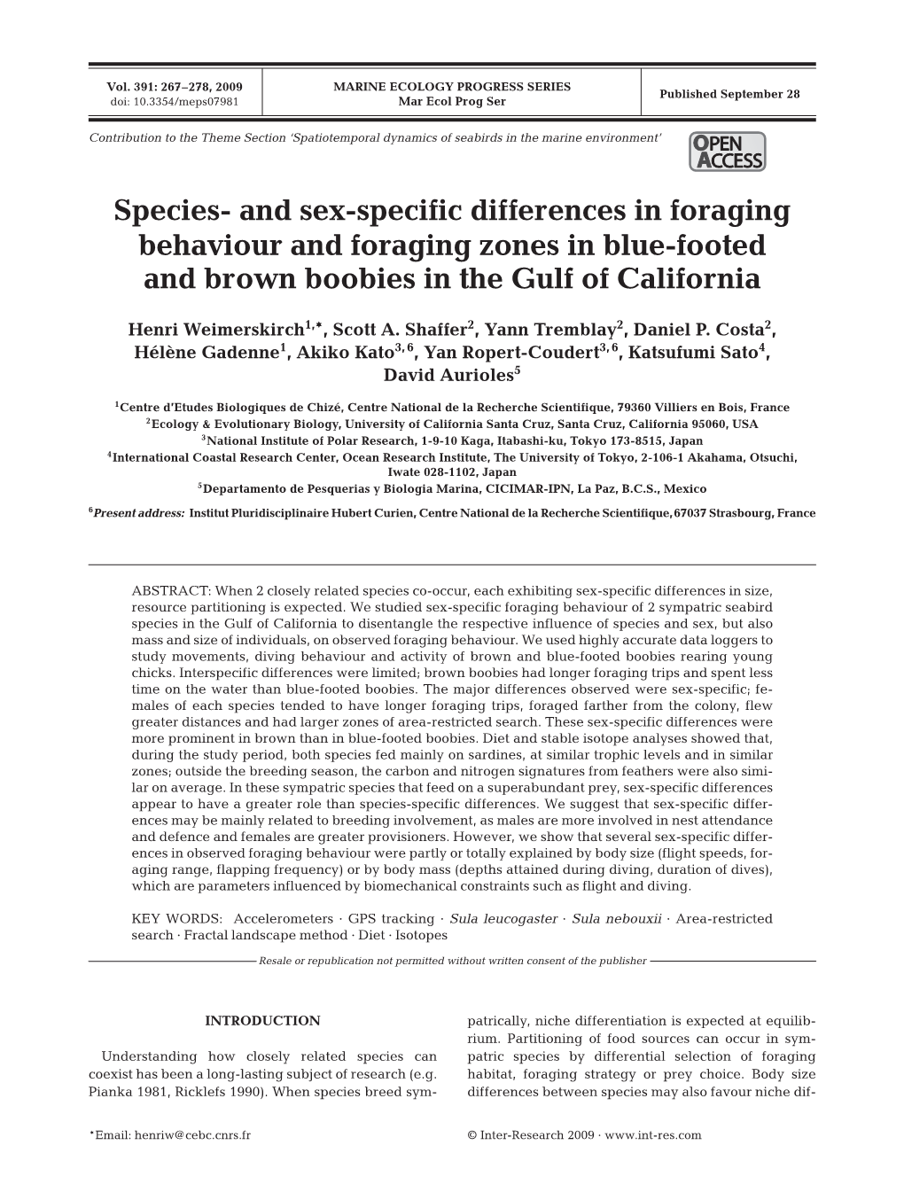 Species-And Sex-Specific Differences in Foraging Behaviour and Foraging