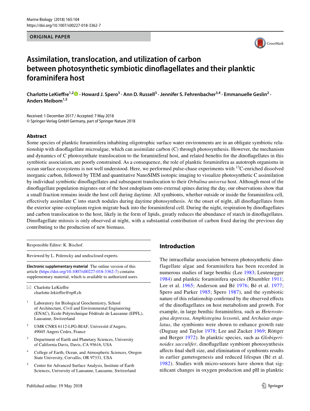 Assimilation, Translocation, and Utilization of Carbon Between Photosynthetic Symbiotic Dinofagellates and Their Planktic Foraminifera Host