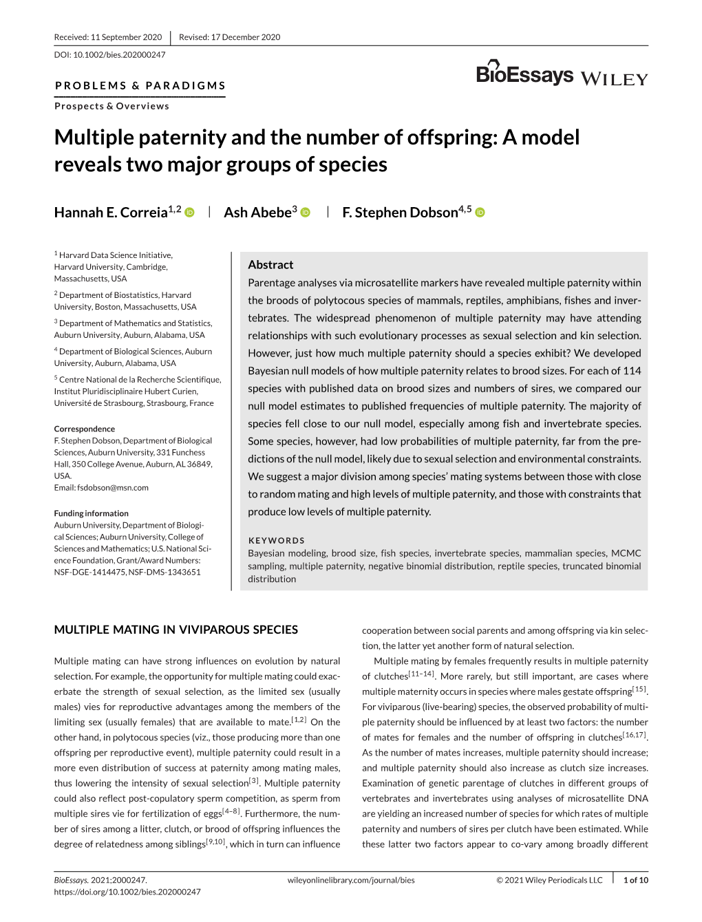 Multiple Paternity and the Number of Offspring: a Model Reveals Two Major Groups of Species