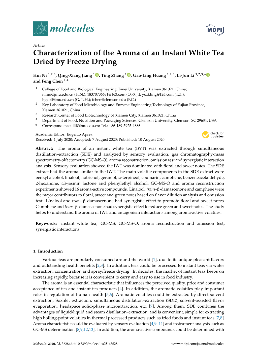 Characterization of the Aroma of an Instant White Tea Dried by Freeze Drying