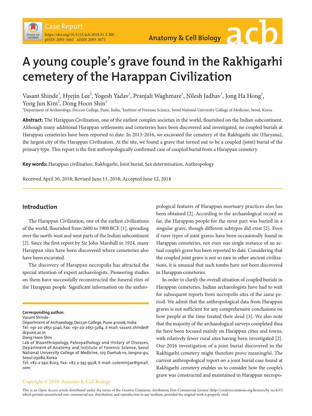 A Young Couple's Grave Found in the Rakhigarhi Cemetery of The