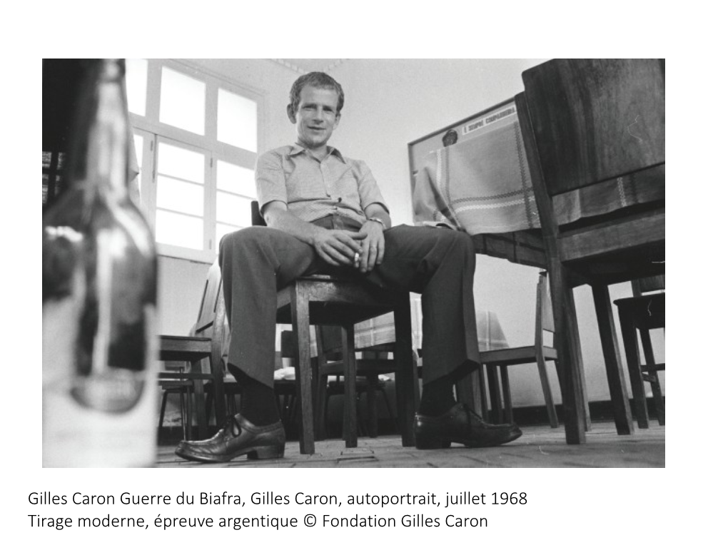 Gilles Caron Guerre Du Biafra, Gilles Caron, Autoportrait, Juillet 1968 Tirage Moderne, Épreuve Argentique © Fondation Gilles