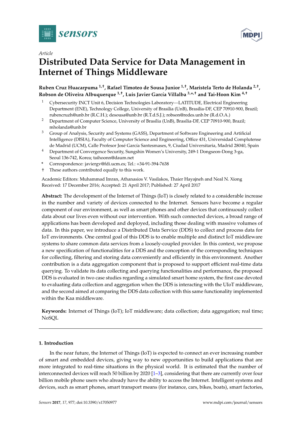 Distributed Data Service for Data Management in Internet of Things Middleware