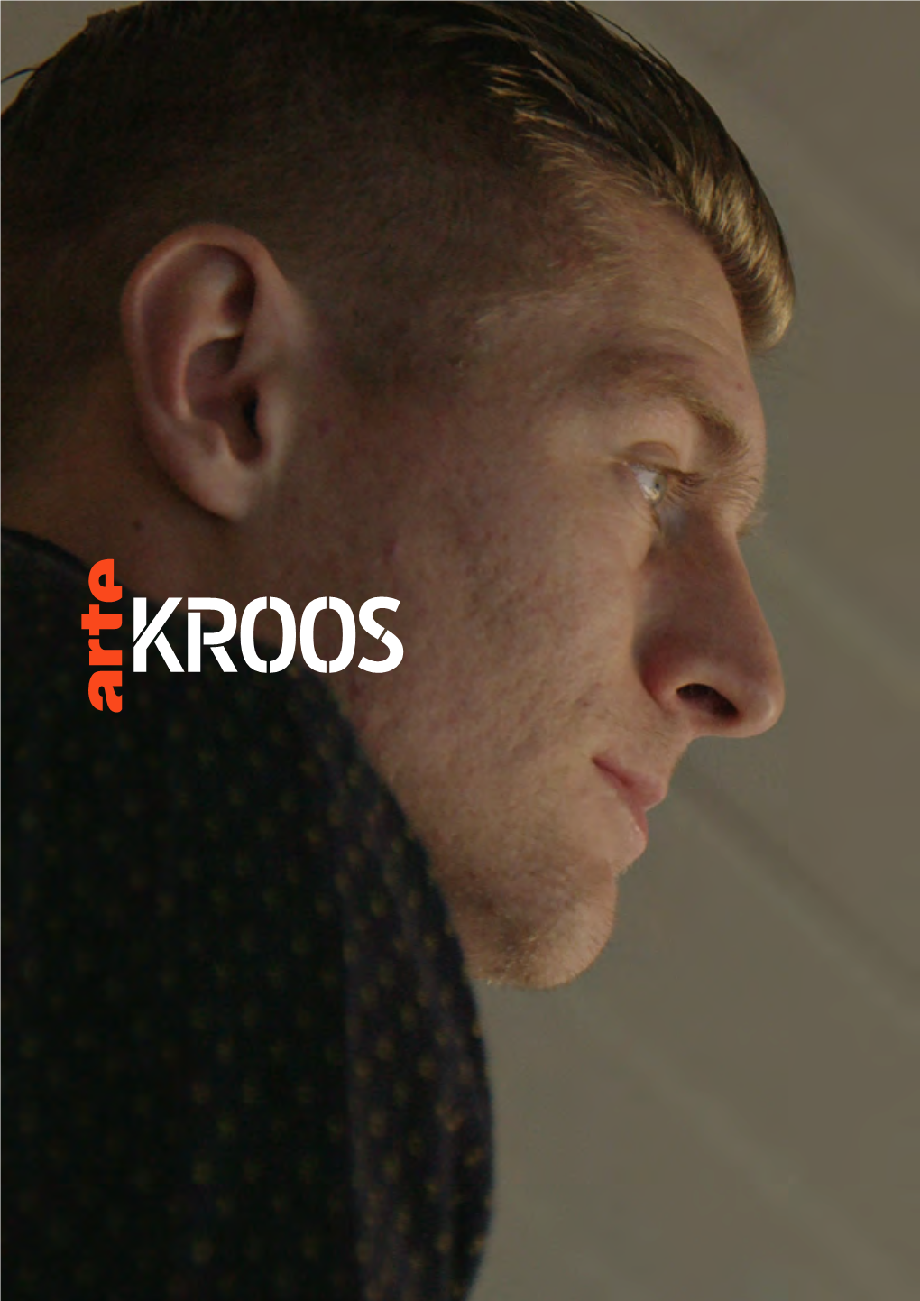 Festung Real Madrid Kickt Toni Kroos Hier Mit Seinem Jüngeren Bruder Felix Und Seinen Eltern