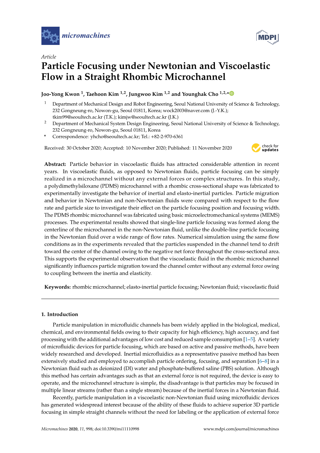 Particle Focusing Under Newtonian and Viscoelastic Flow in a Straight Rhombic Microchannel