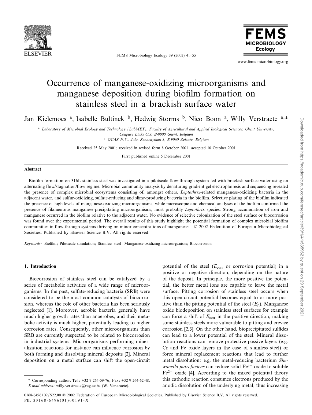 Occurrence of Manganese-Oxidizing Microorganisms and Manganese Deposition During Bio¢Lm Formation on Stainless Steel in a Brackish Surface Water