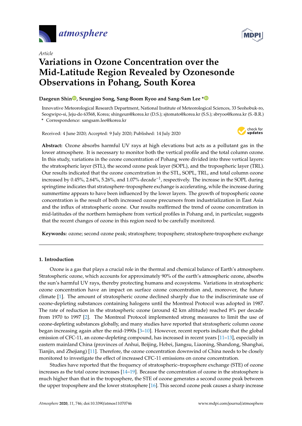 Variations in Ozone Concentration Over the Mid-Latitude Region Revealed by Ozonesonde Observations in Pohang, South Korea