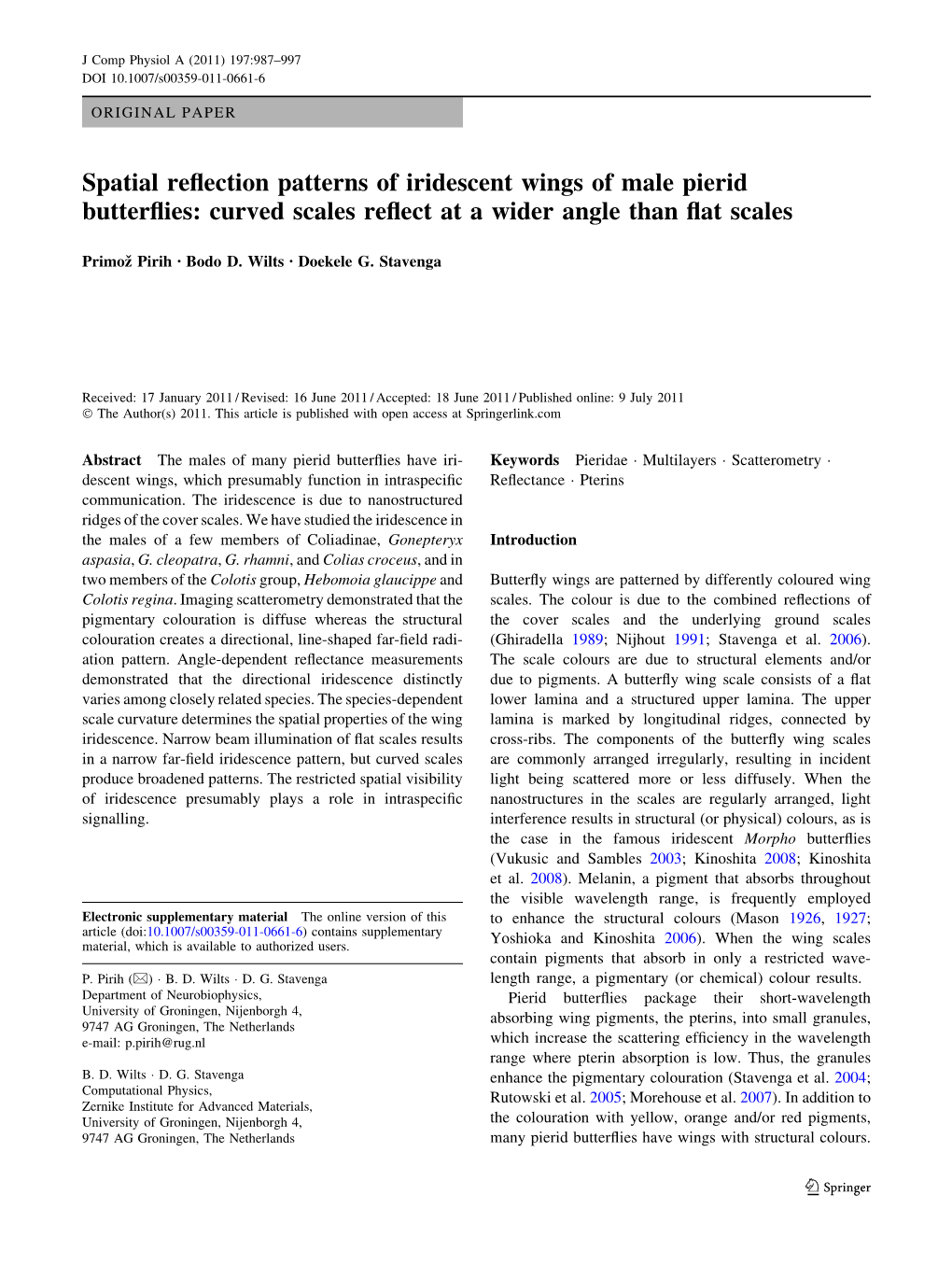 Spatial Reflection Patterns of Iridescent Wings of Male Pierid Butterflies