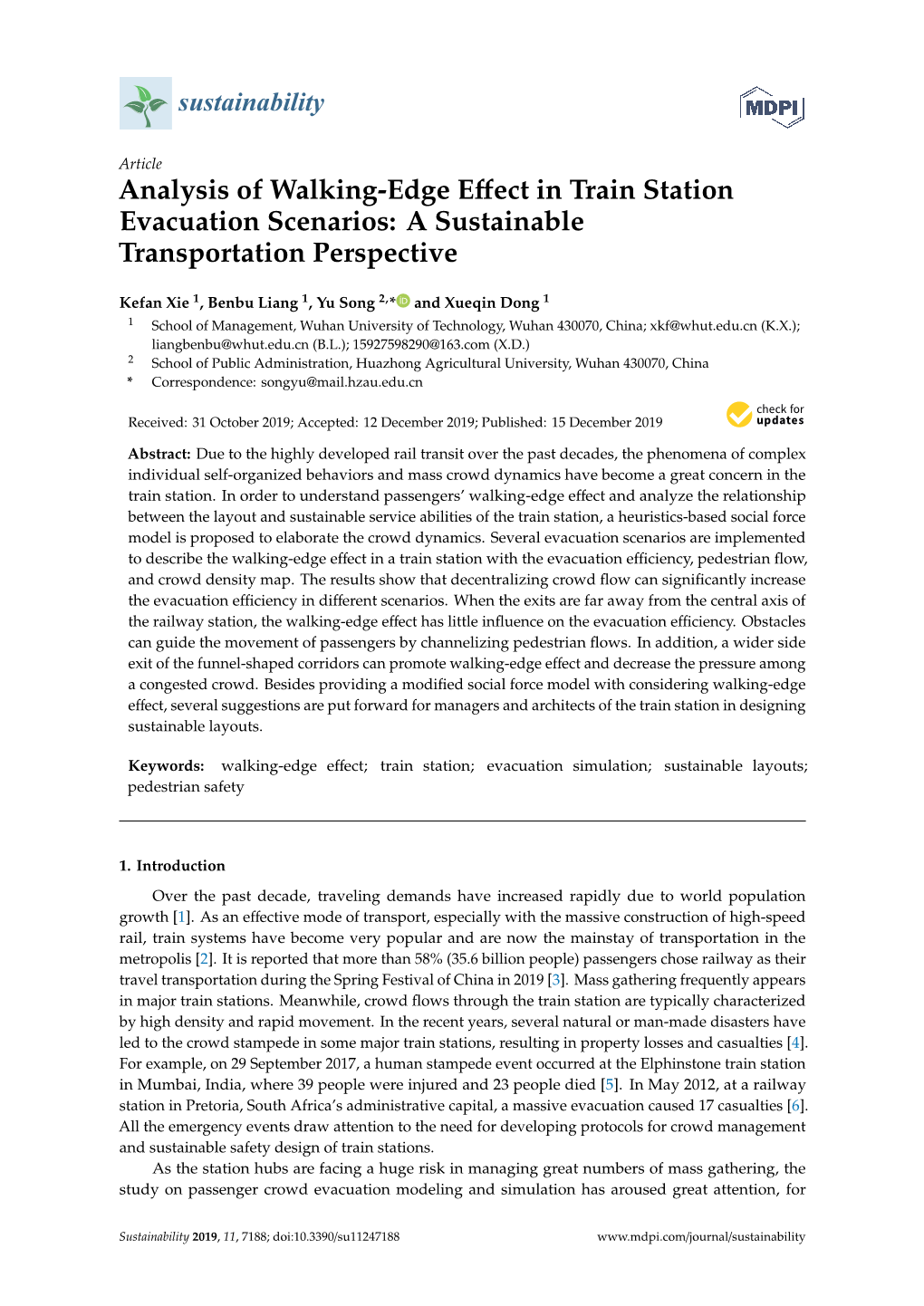 Analysis of Walking-Edge Effect in Train Station Evacuation Scenarios