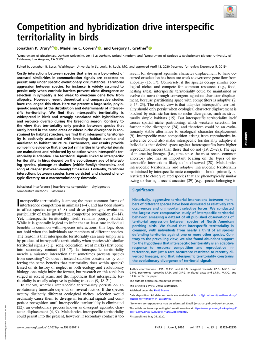 Competition and Hybridization Drive Interspecific Territoriality in Birds