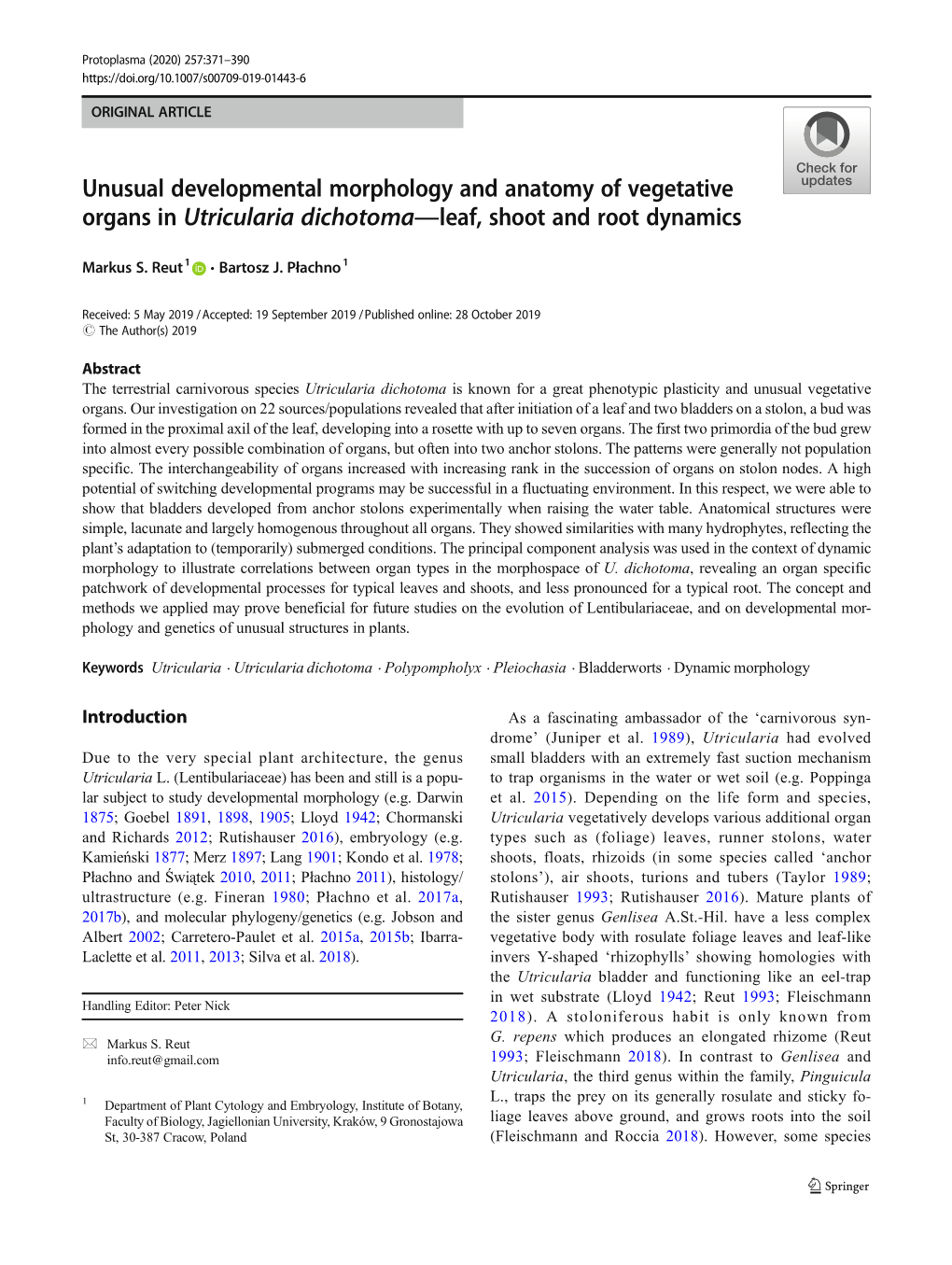 Unusual Developmental Morphology and Anatomy of Vegetative Organs in Utricularia Dichotoma—Leaf, Shoot and Root Dynamics