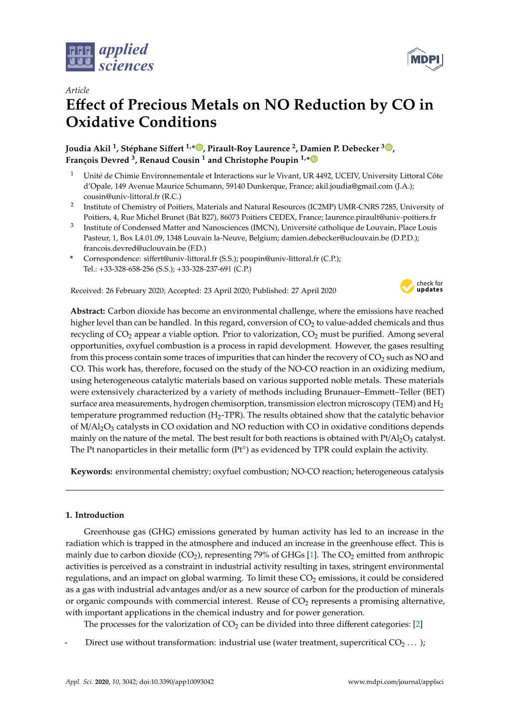 Effect of Precious Metals on NO Reduction by CO in Oxidative