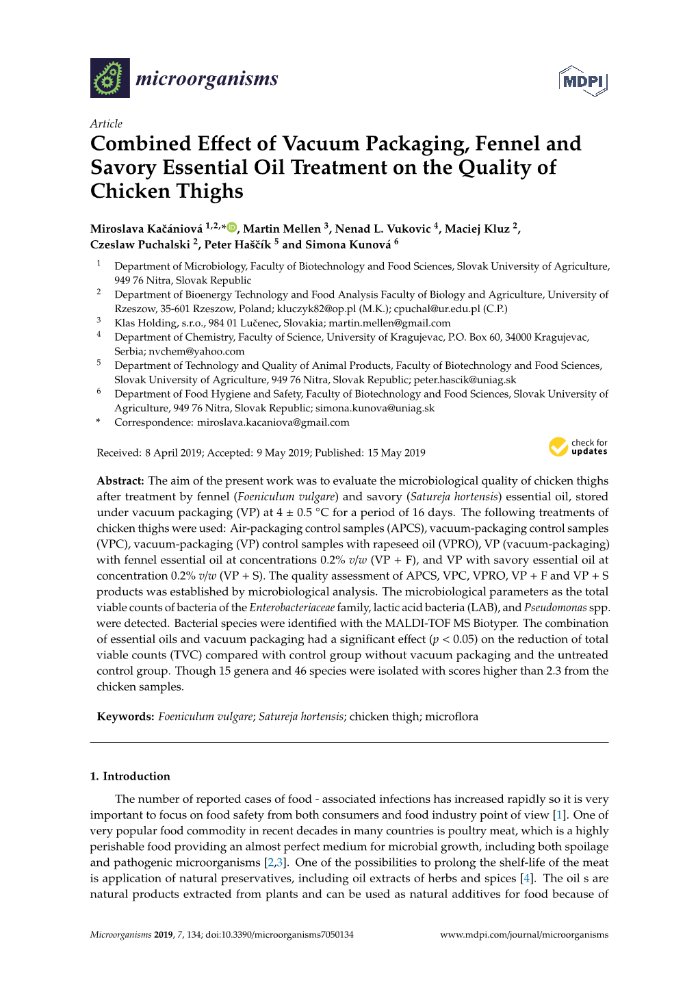 Combined Effect of Vacuum Packaging, Fennel and Savory Essential Oil Treatment on the Quality of Chicken Thighs