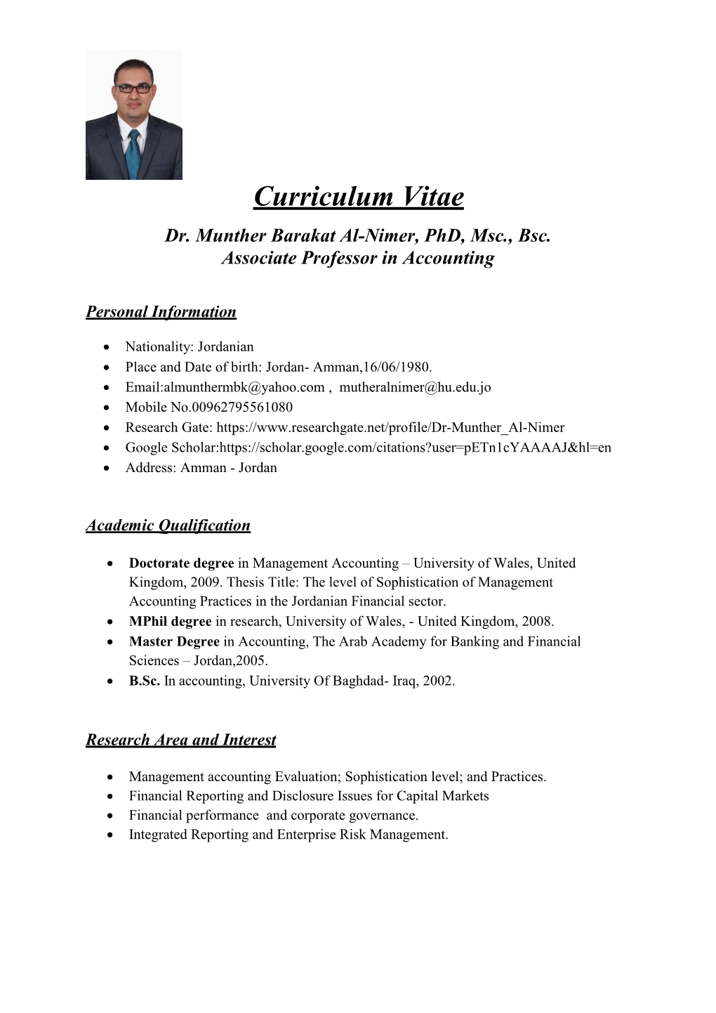 Curriculum Vitae Dr