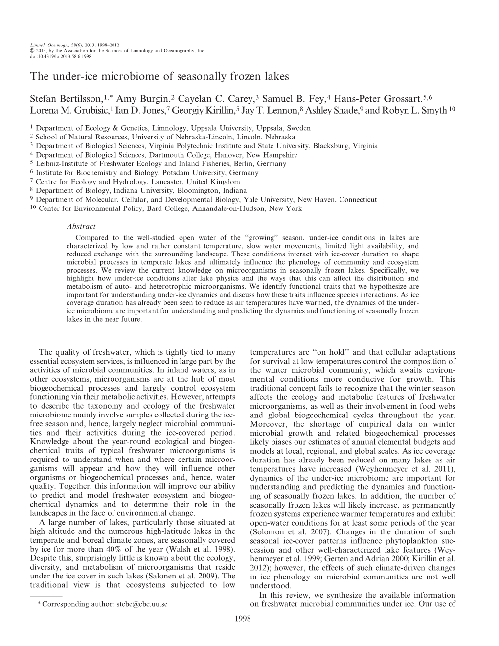 The Underice Microbiome of Seasonally Frozen Lakes