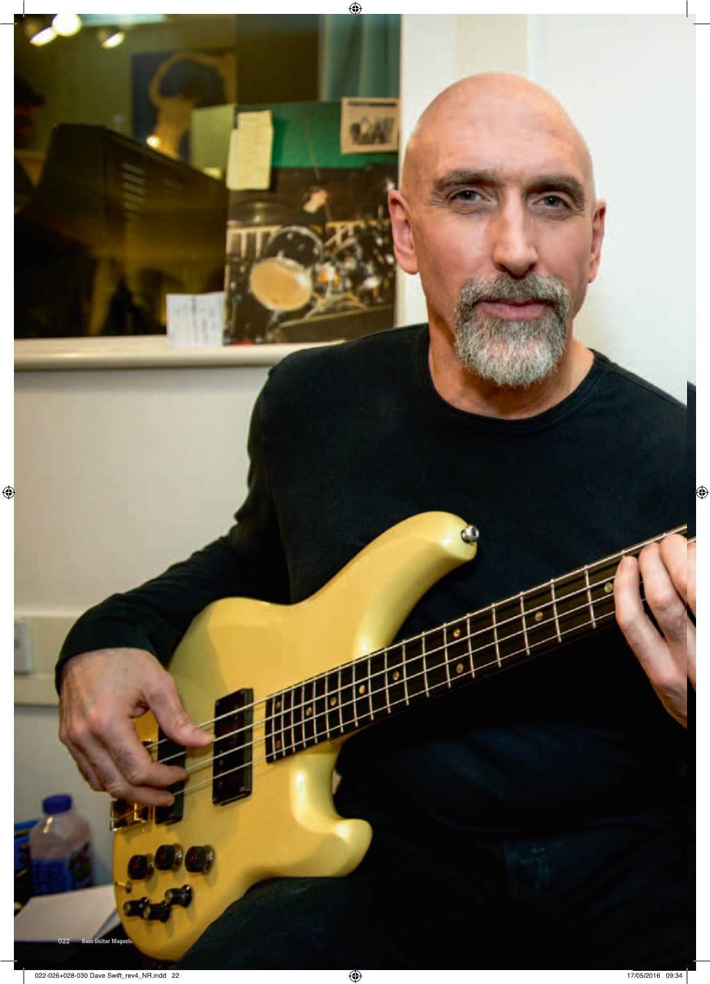 022-026+028-030 Dave Swift Rev4 NR.Indd 22 17/05/2016 09:34 Bassists Dave Swift, Jools Holland