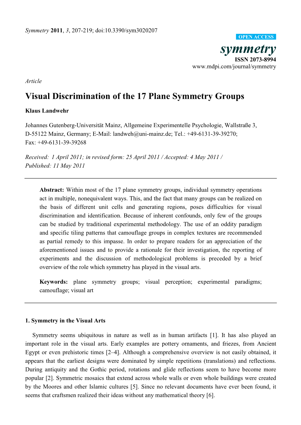 Visual Discrimination of the 17 Plane Symmetry Groups