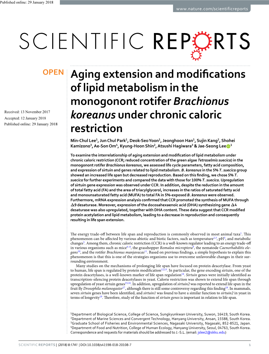 Aging Extension and Modifications of Lipid Metabolism in the Monogonont