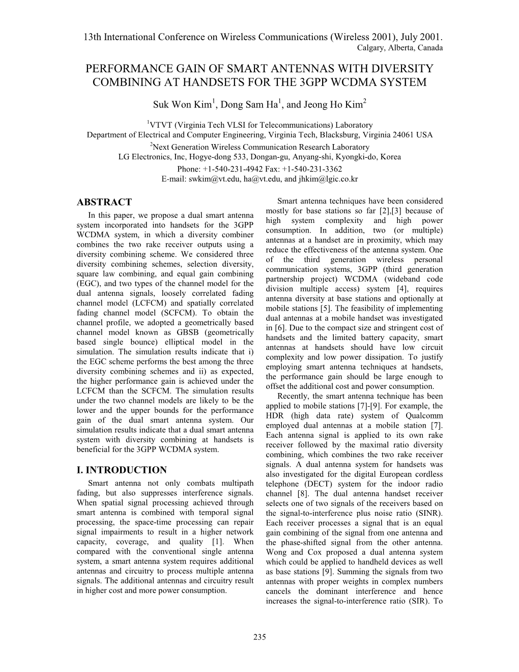 Performance Gain of Smart Antennas with Diversity Combining at Handsets for the 3Gpp Wcdma System