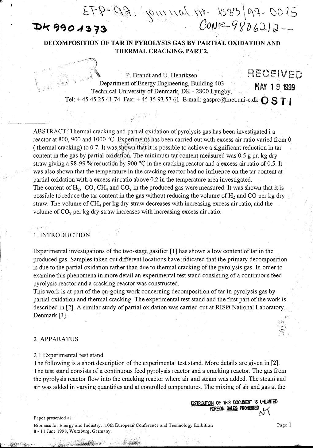 Decomposition of Tar in Pyrolysis Gas by Partial Oxidation and Thermal Cracking