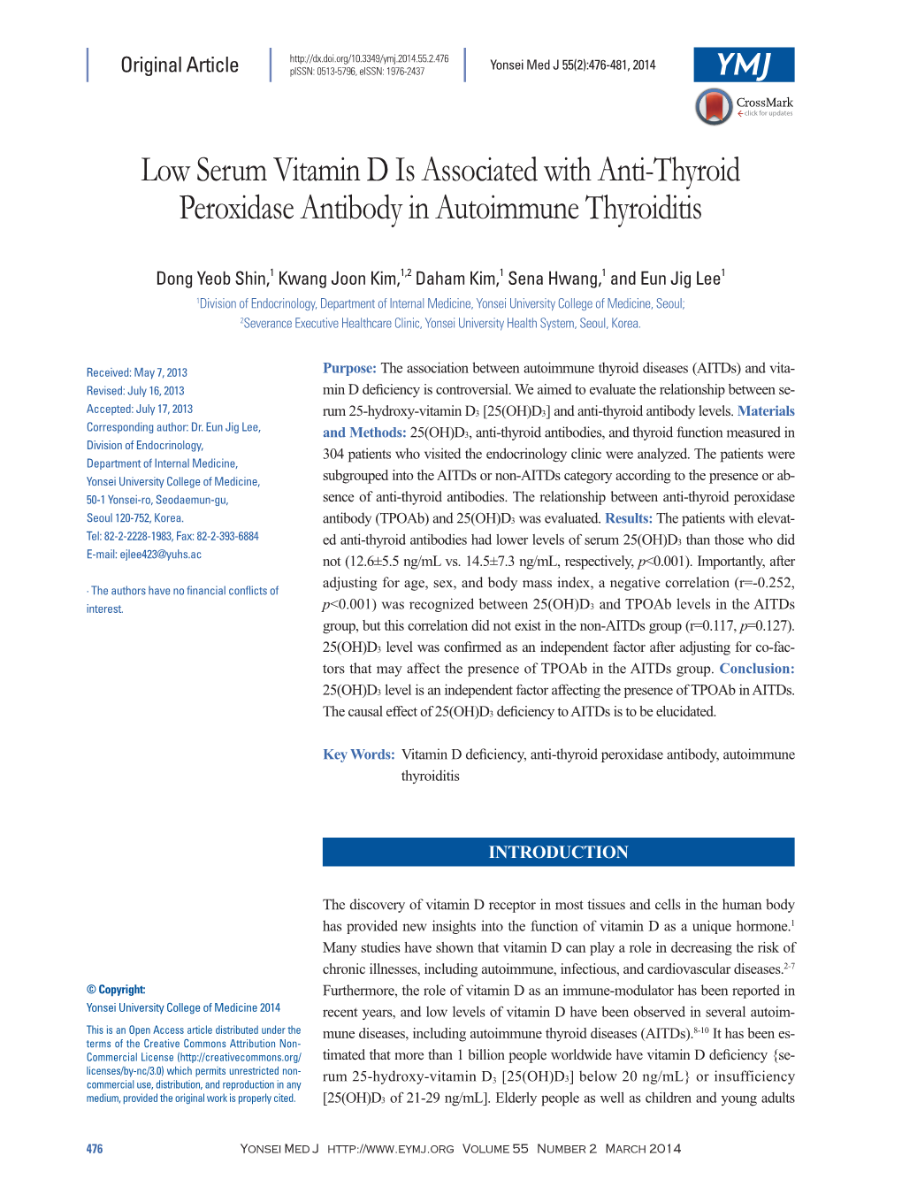 Low Serum Vitamin D Is Associated with Anti-Thyroid Peroxidase Antibody in Autoimmune Thyroiditis