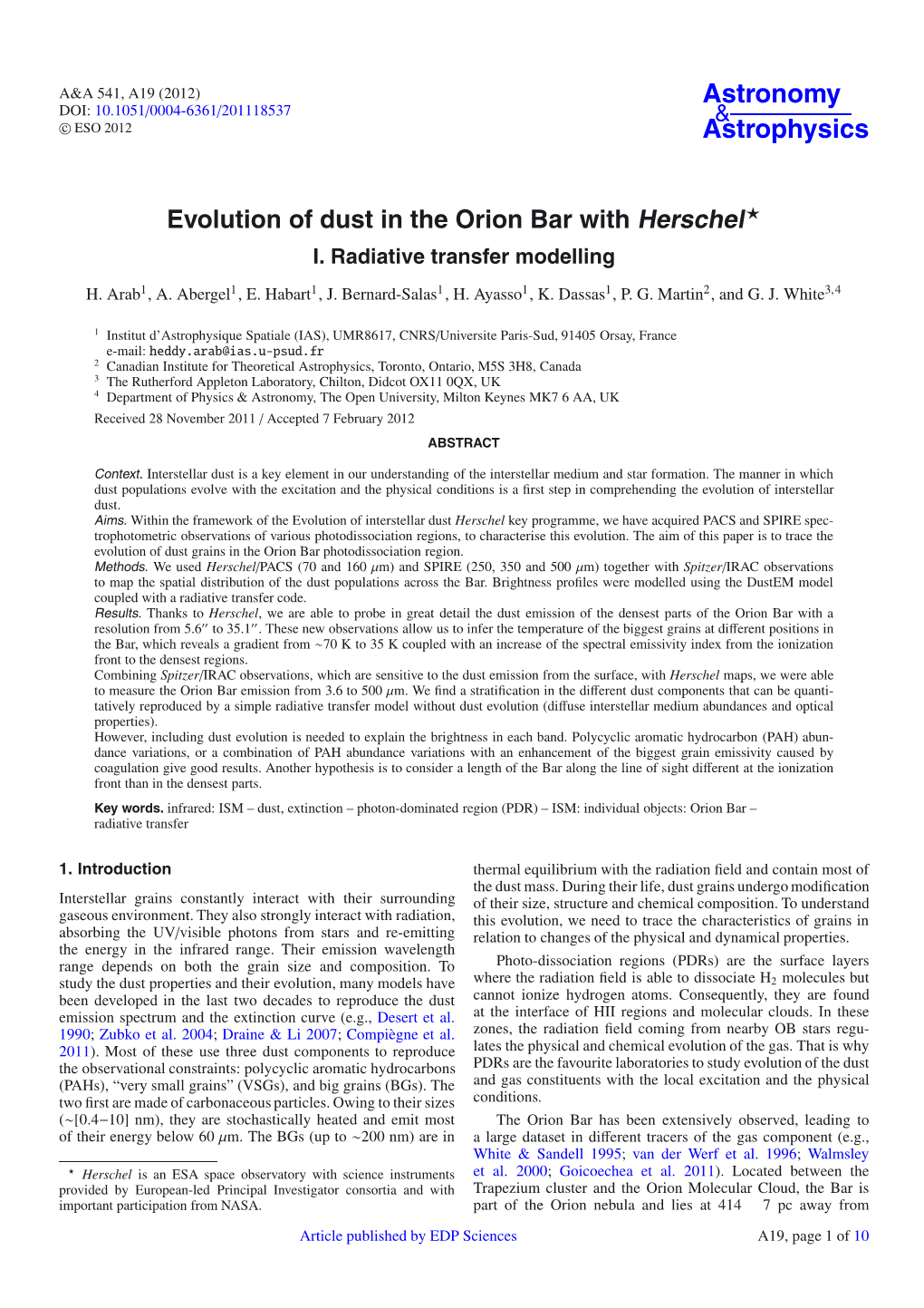 Evolution of Dust in the Orion Bar with Herschel⋆