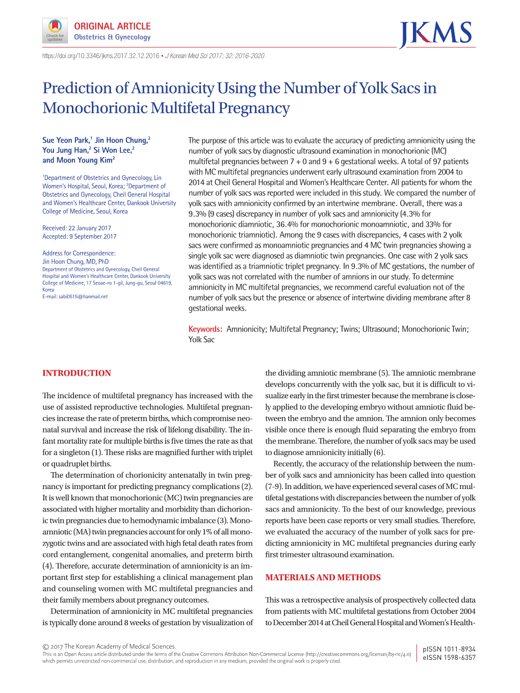 Prediction of Amnionicity Using the Number of Yolk Sacs in Monochorionic Multifetal Pregnancy