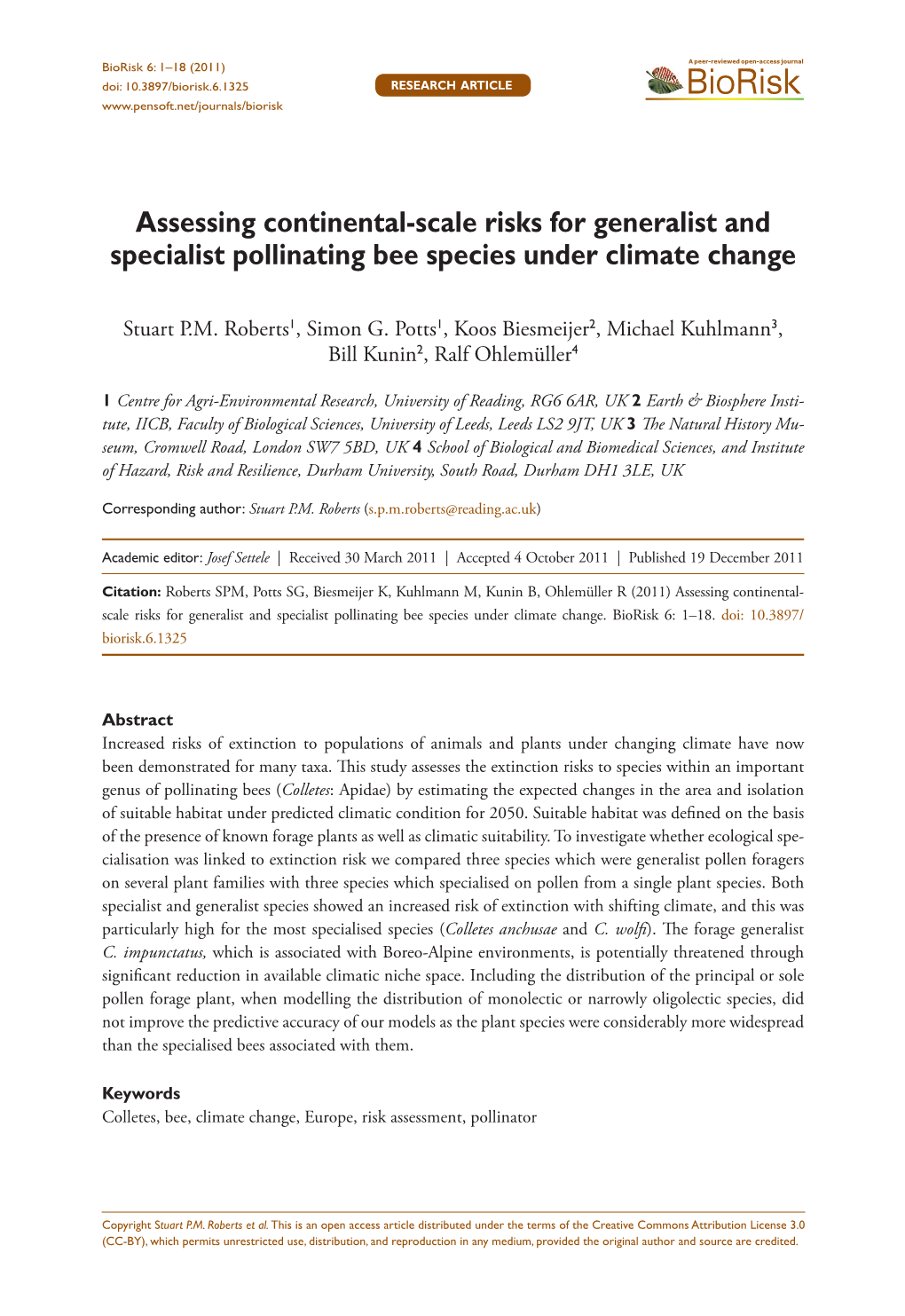 Assessing Continental-Scale Risks for Generalist and Specialist Pollinating Bee Species Under Climate Change