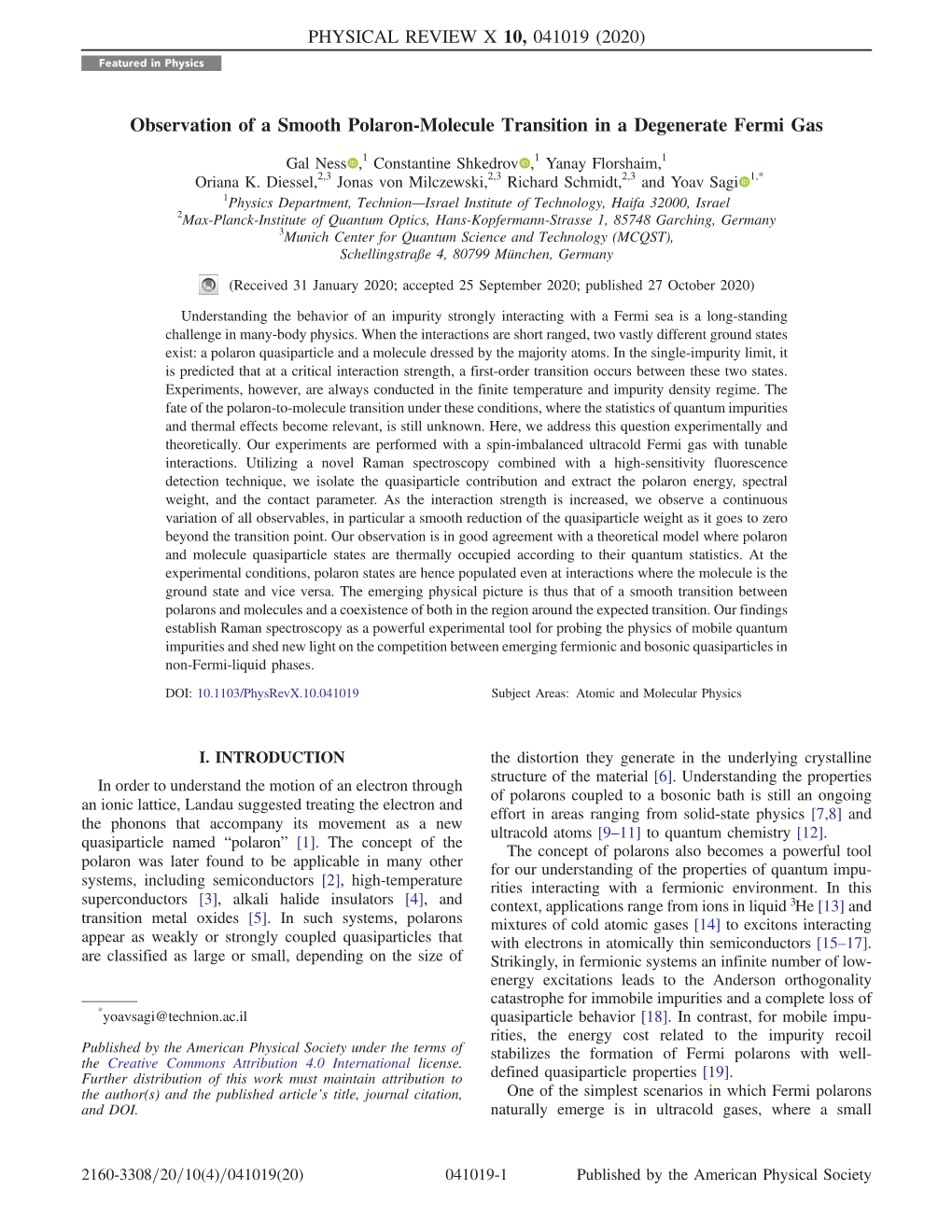 Observation of a Smooth Polaron-Molecule Transition in a Degenerate Fermi Gas