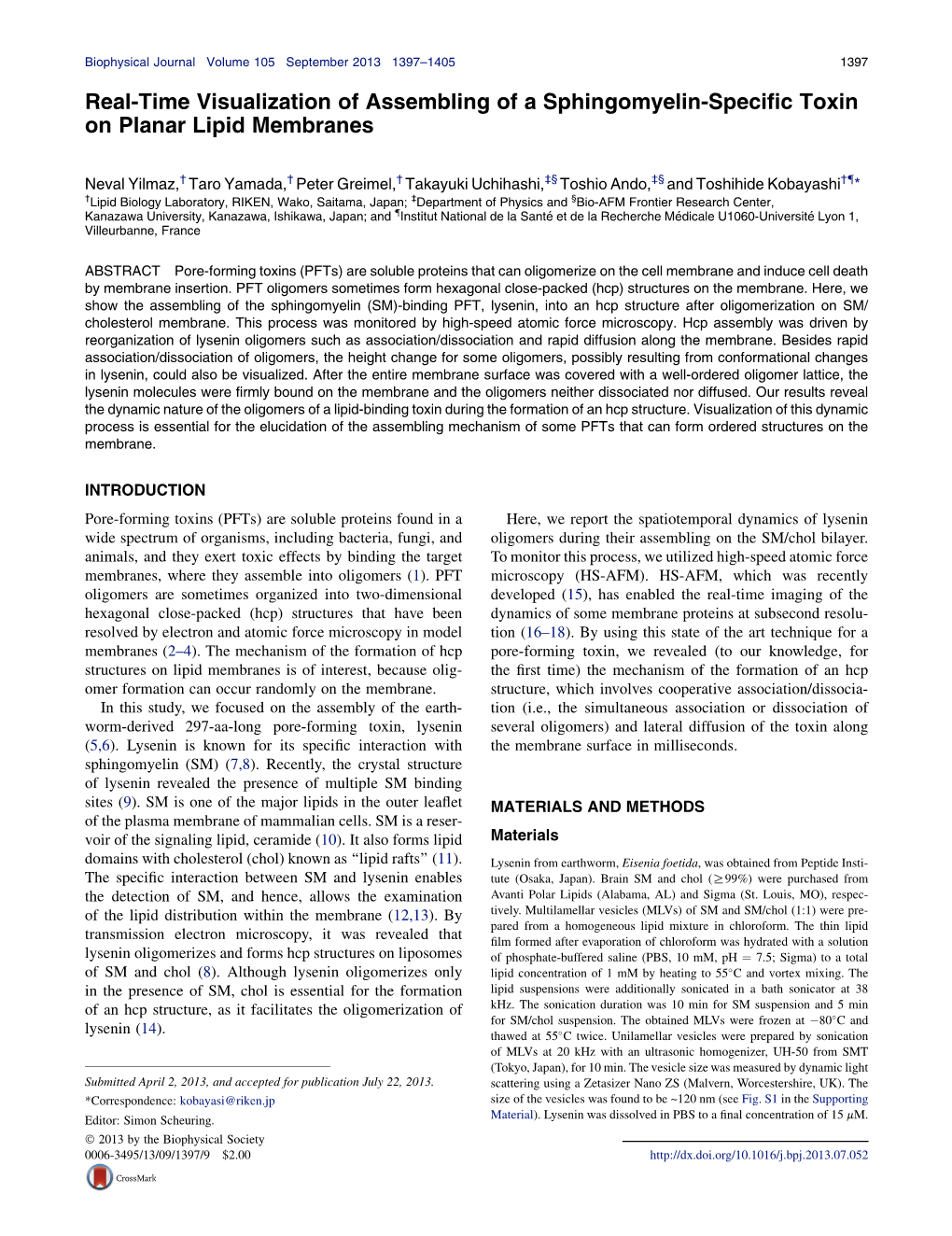 Real-Time Visualization of Assembling of a Sphingomyelin-Speciﬁc Toxin on Planar Lipid Membranes