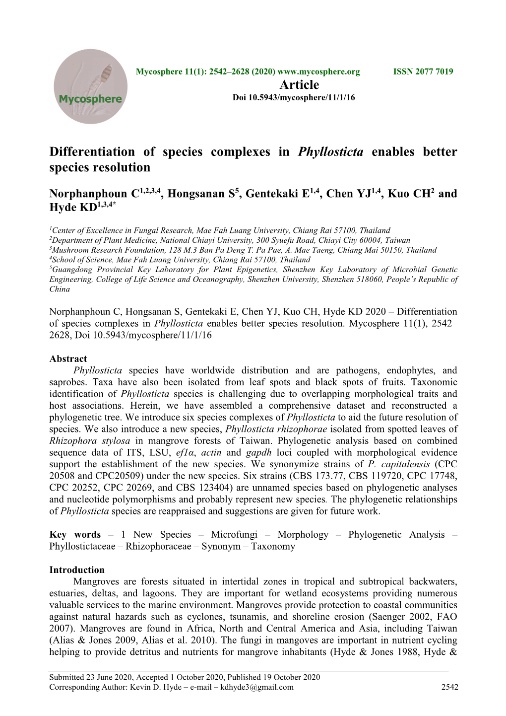 Differentiation of Species Complexes in Phyllosticta Enables Better Species Resolution