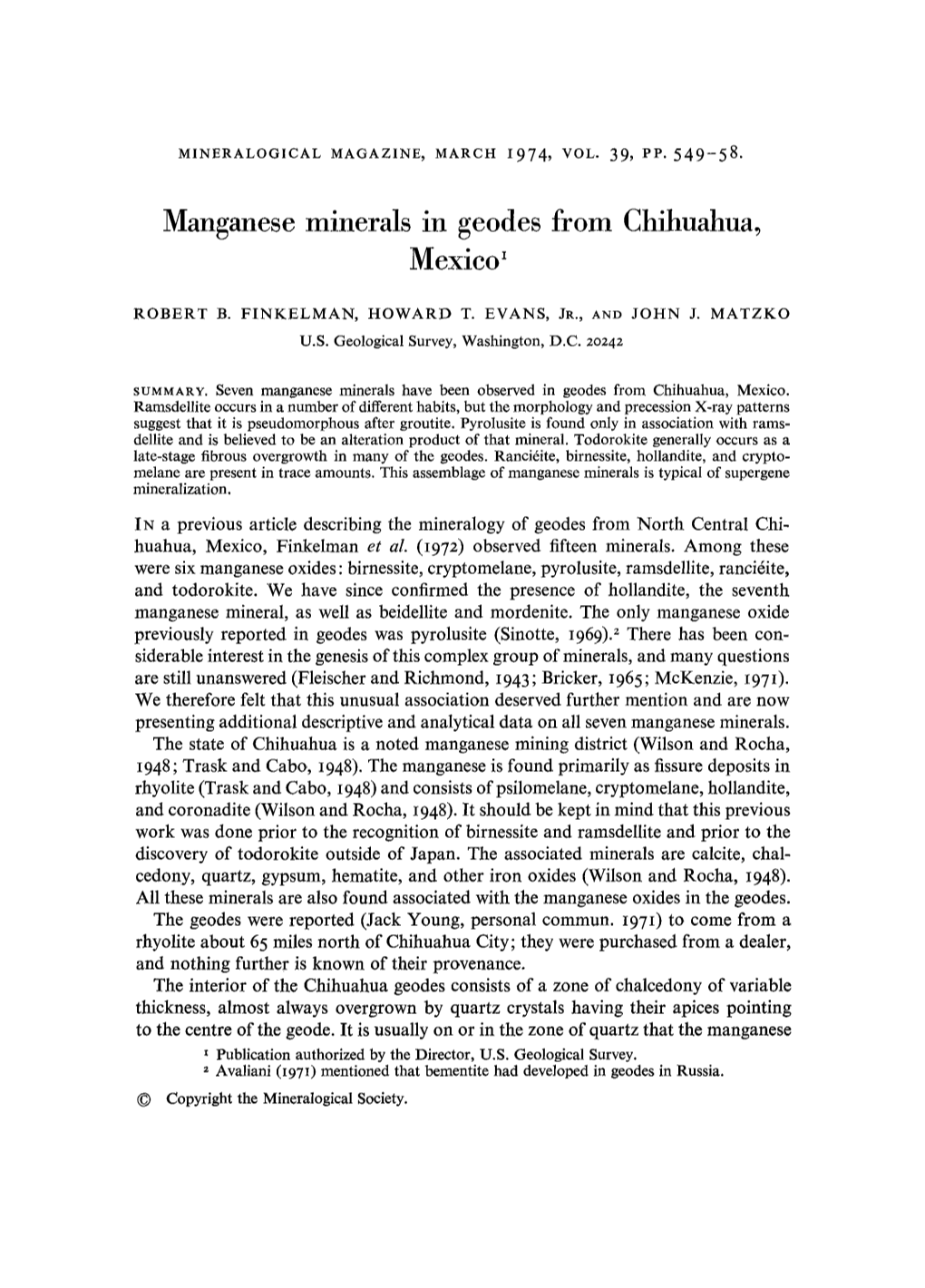 Manganese Minerals in Geodes from Chihuahua, Mexico