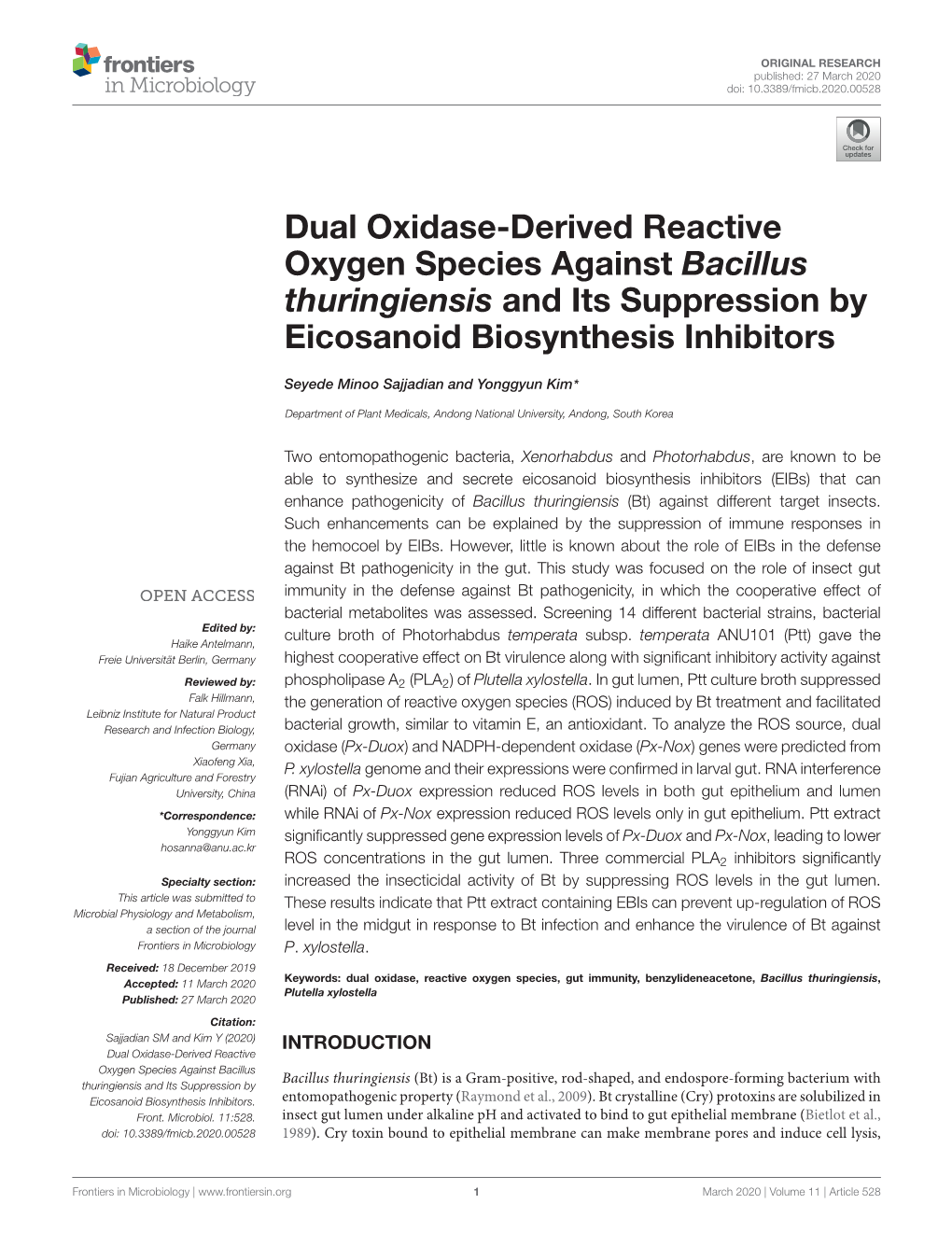 Dual Oxidase-Derived Reactive Oxygen Species Against Bacillus Thuringiensis and Its Suppression by Eicosanoid Biosynthesis Inhibitors
