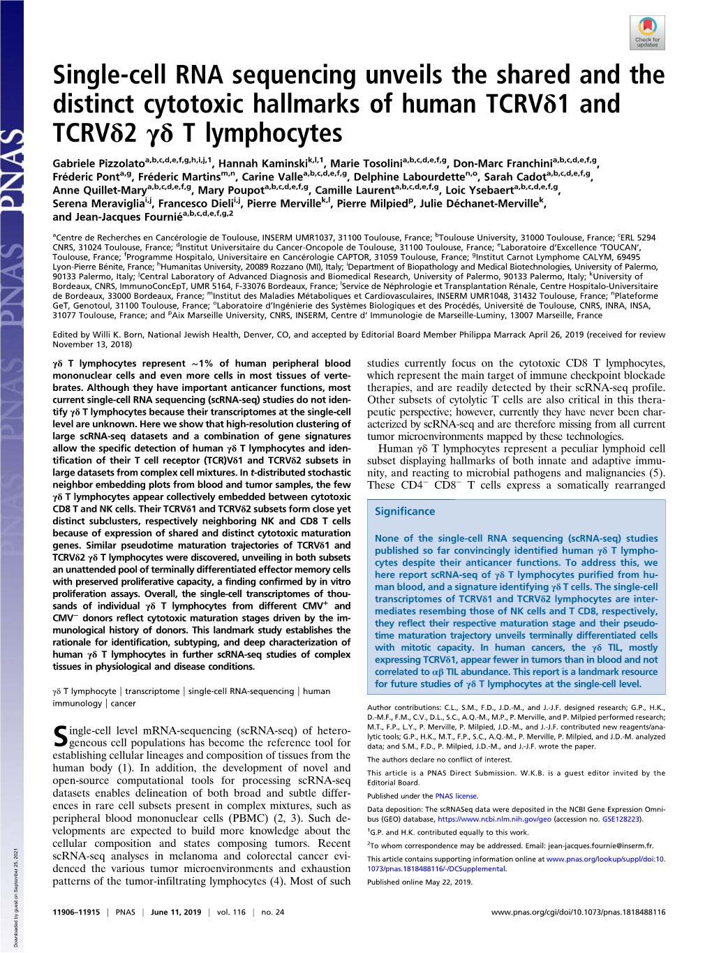 Single-Cell RNA Sequencing Unveils the Shared and the Distinct Cytotoxic Hallmarks of Human Tcrvδ1 and Tcrvδ2 Γδ T Lymphocytes