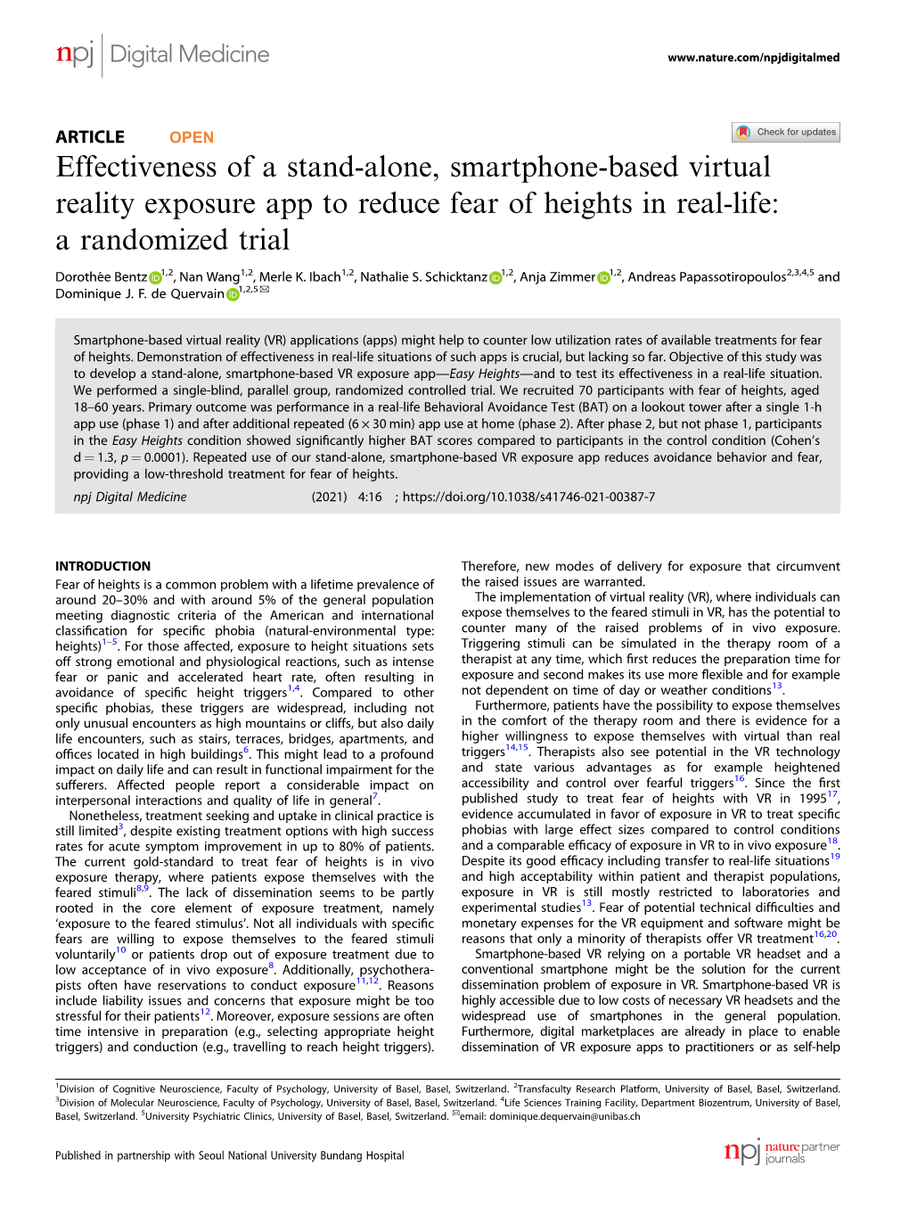 Effectiveness of a Stand-Alone, Smartphone-Based Virtual Reality Exposure App to Reduce Fear of Heights in Real-Life: a Randomized Trial