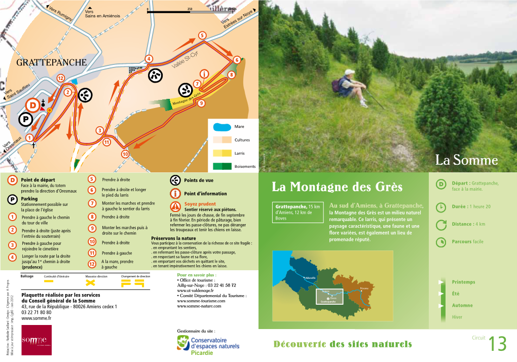 La Montagne Des Grès Face À La Mairie