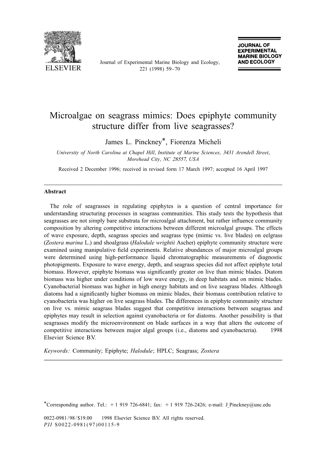 Microalgae on Seagrass Mimics: Does Epiphyte Community Structure Differ from Live Seagrasses?