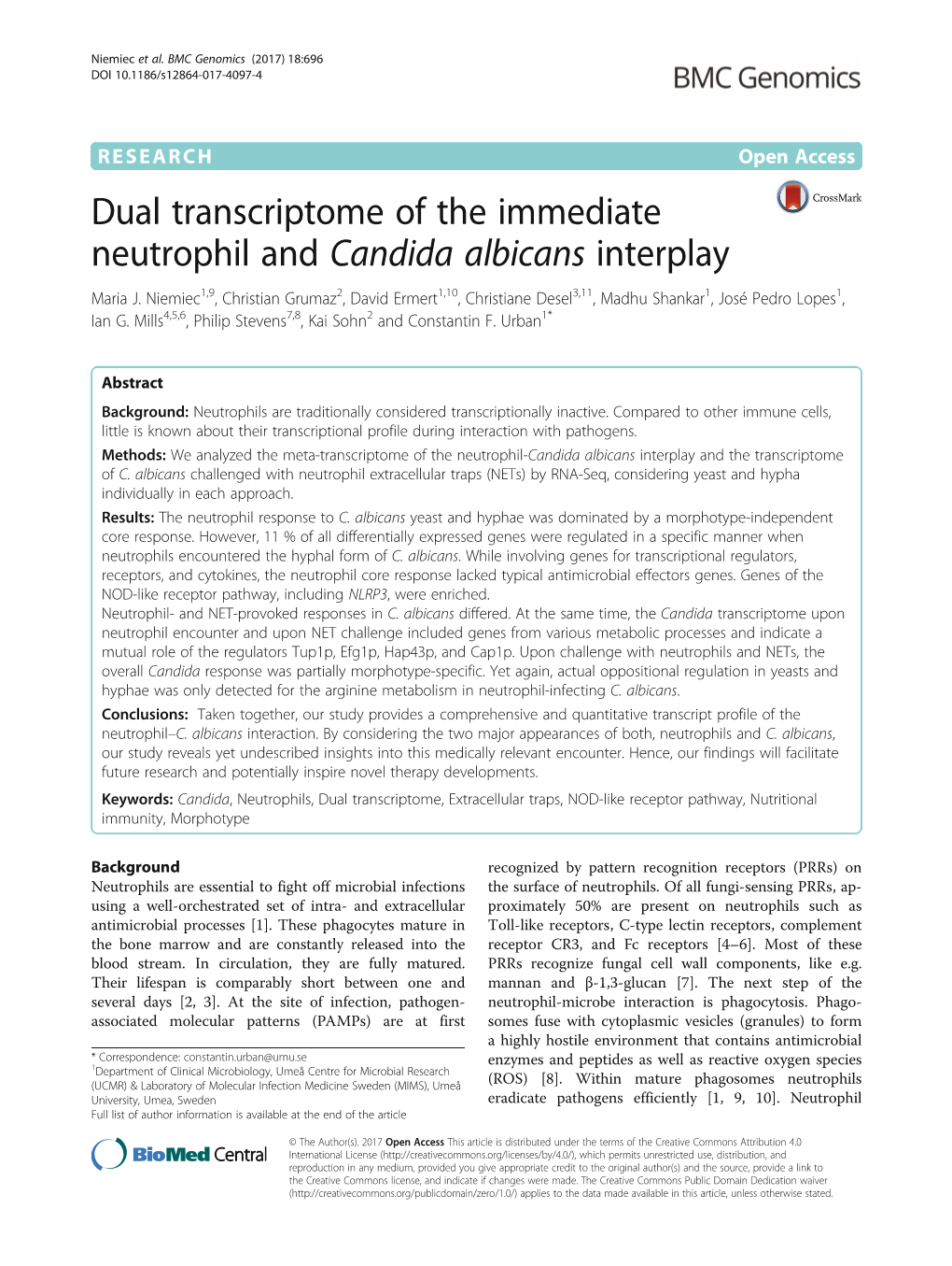 Dual Transcriptome of the Immediate Neutrophil and Candida Albicans Interplay Maria J