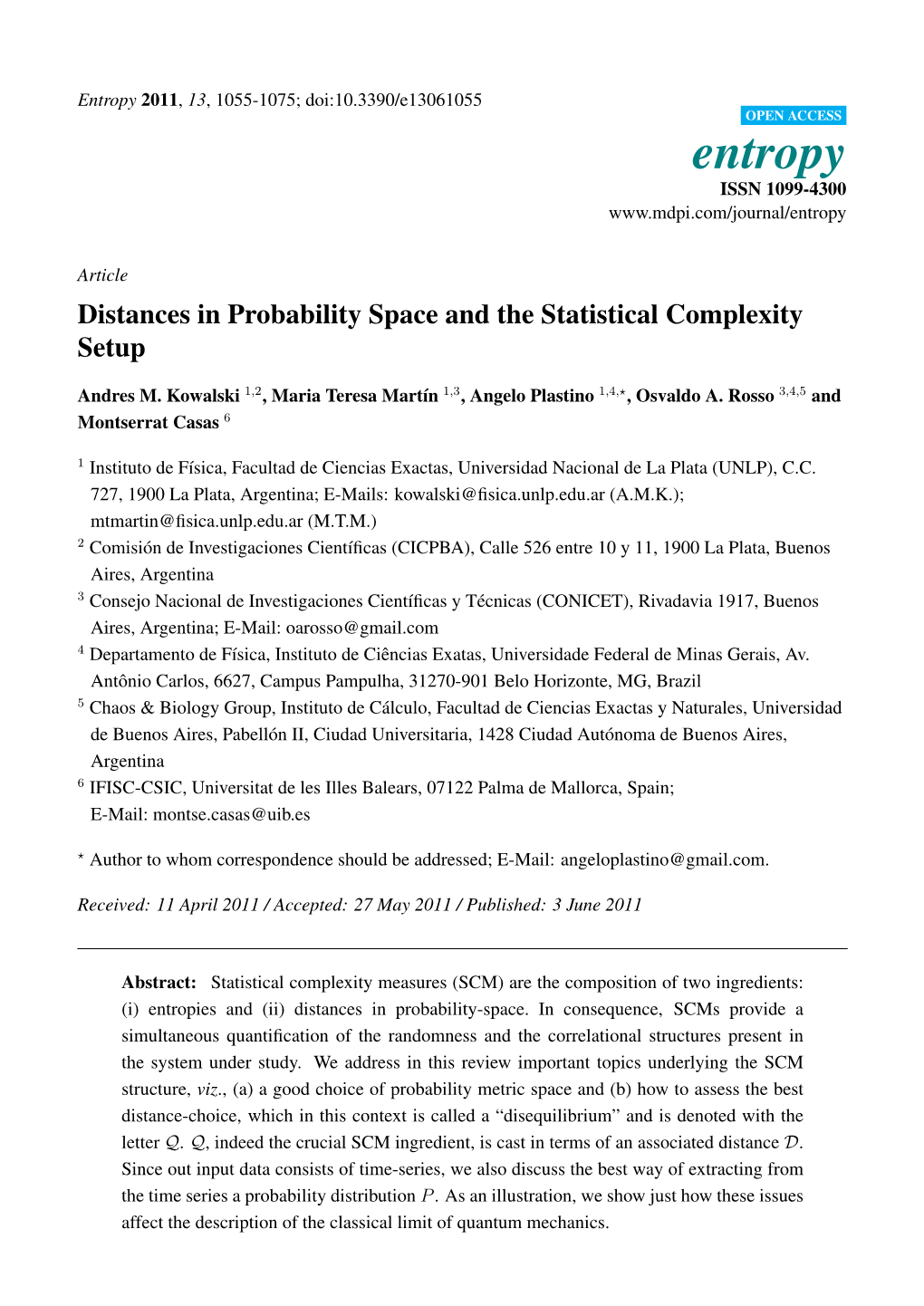 Distances in Probability Space and the Statistical Complexity Setup