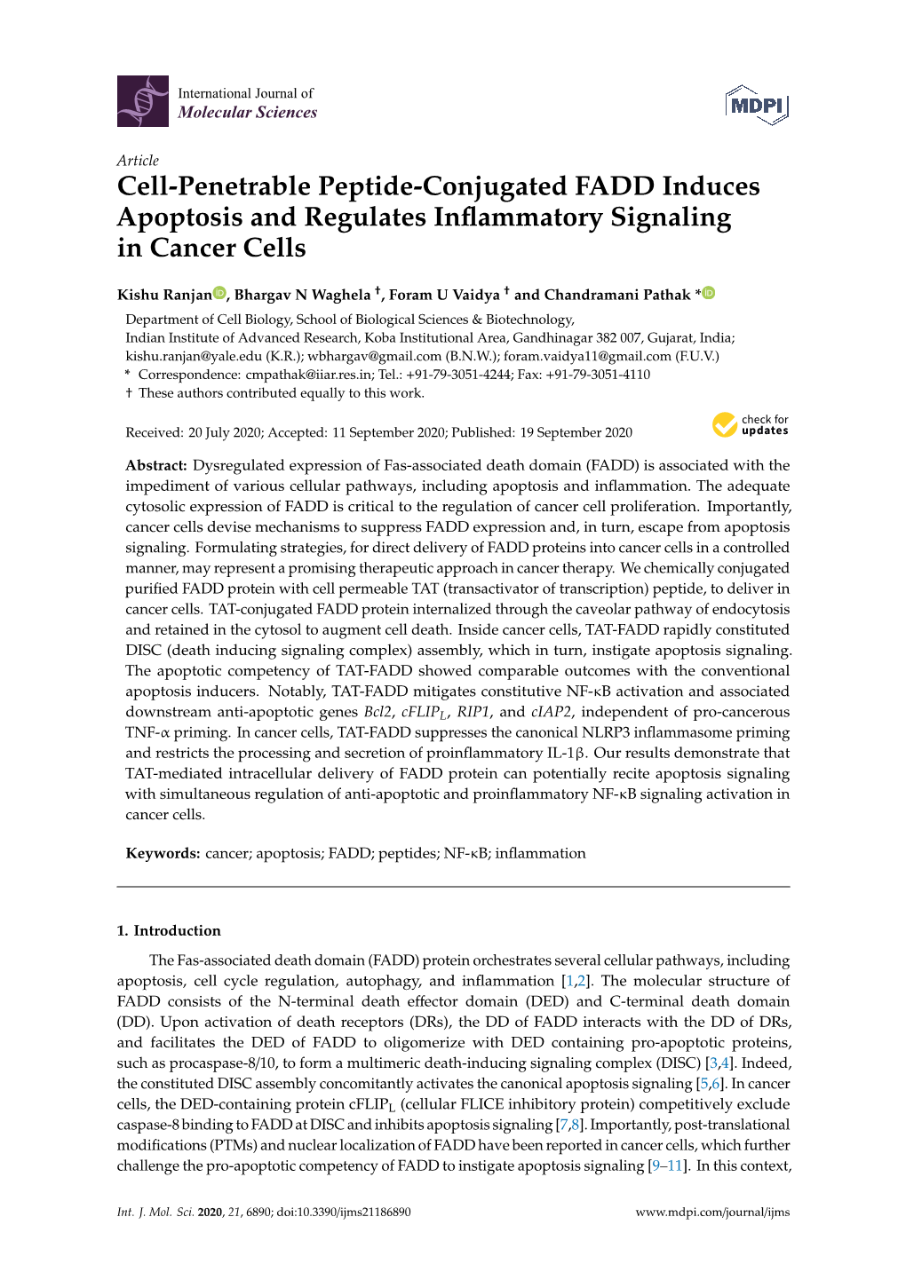 Cell-Penetrable Peptide-Conjugated FADD Induces Apoptosis and Regulates Inﬂammatory Signaling in Cancer Cells