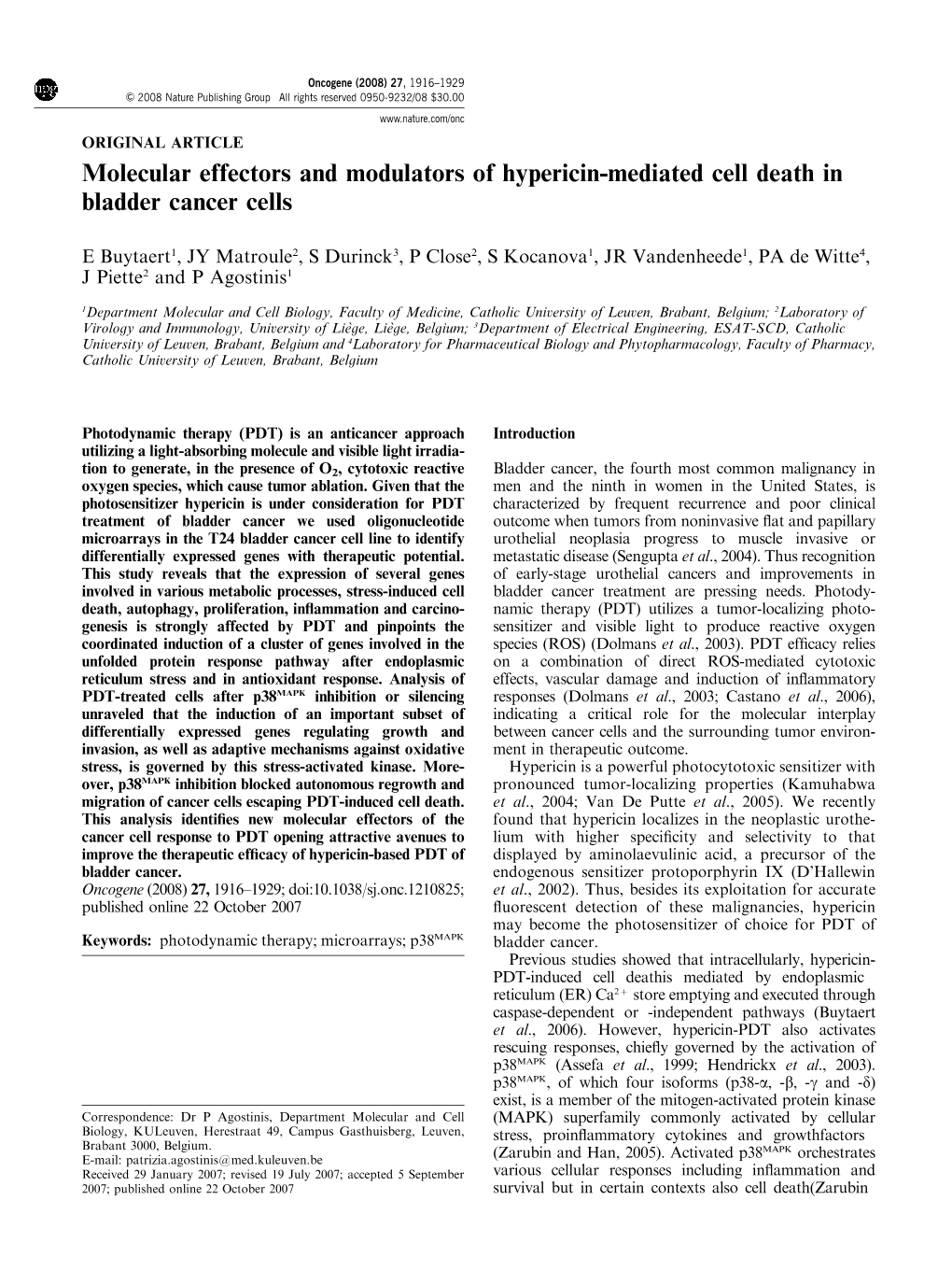 Molecular Effectors and Modulators of Hypericin-Mediated Cell Death in Bladder Cancer Cells