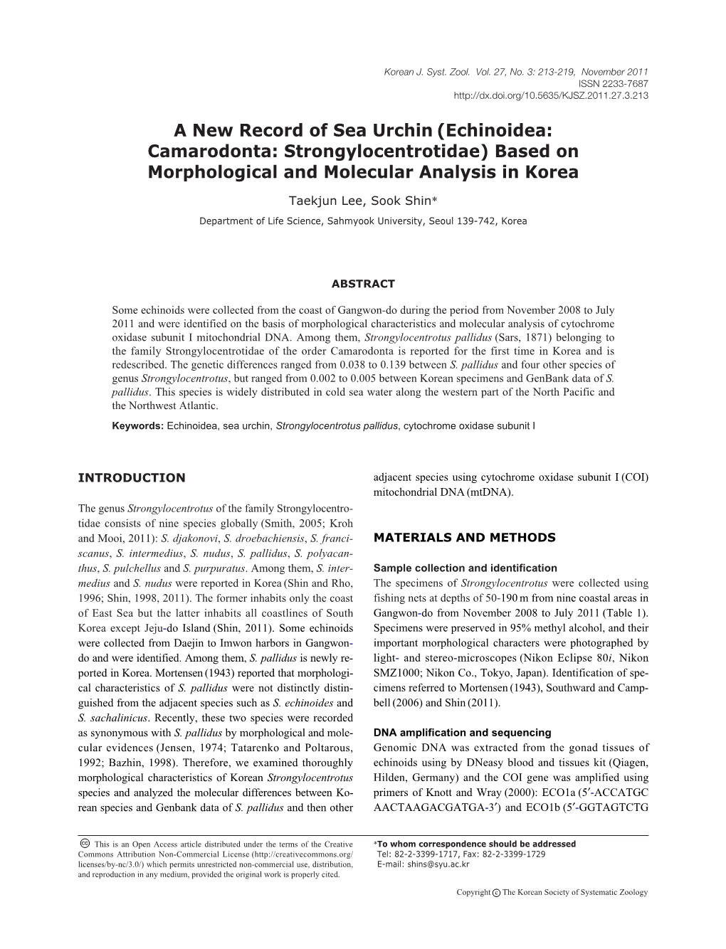 (Echinoidea: Camarodonta: Strongylocentrotidae) Based on Morphological and Molecular Analysis in Korea