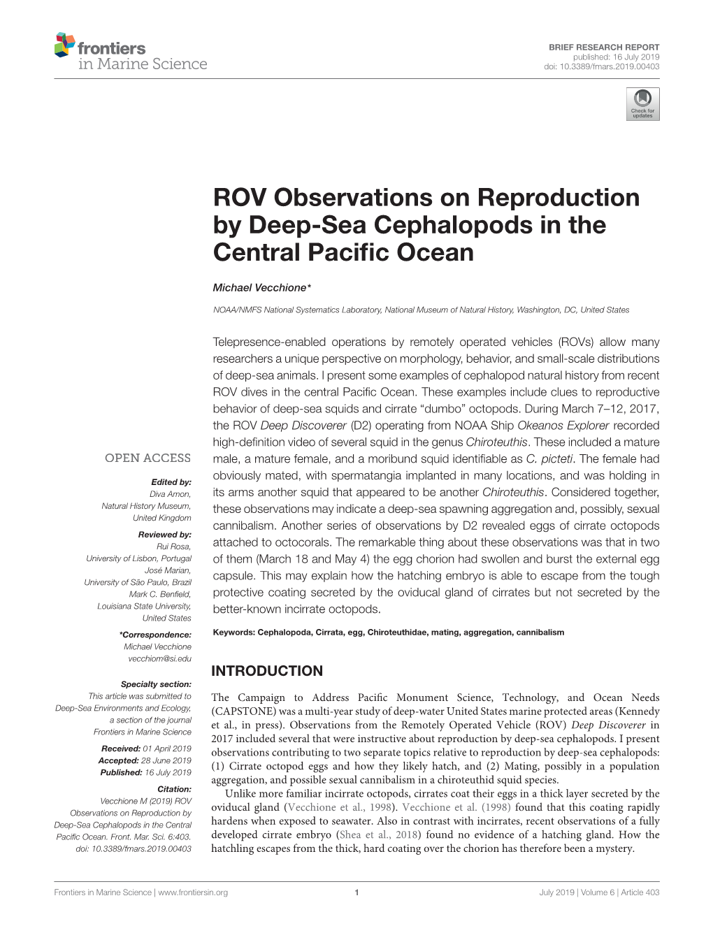 ROV Observations on Reproduction by Deep-Sea Cephalopods in the Central Paciﬁc Ocean