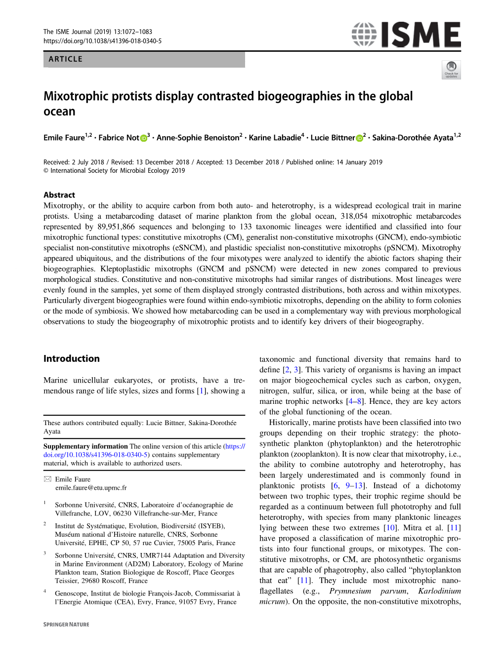 Mixotrophic Protists Display Contrasted Biogeographies in the Global Ocean