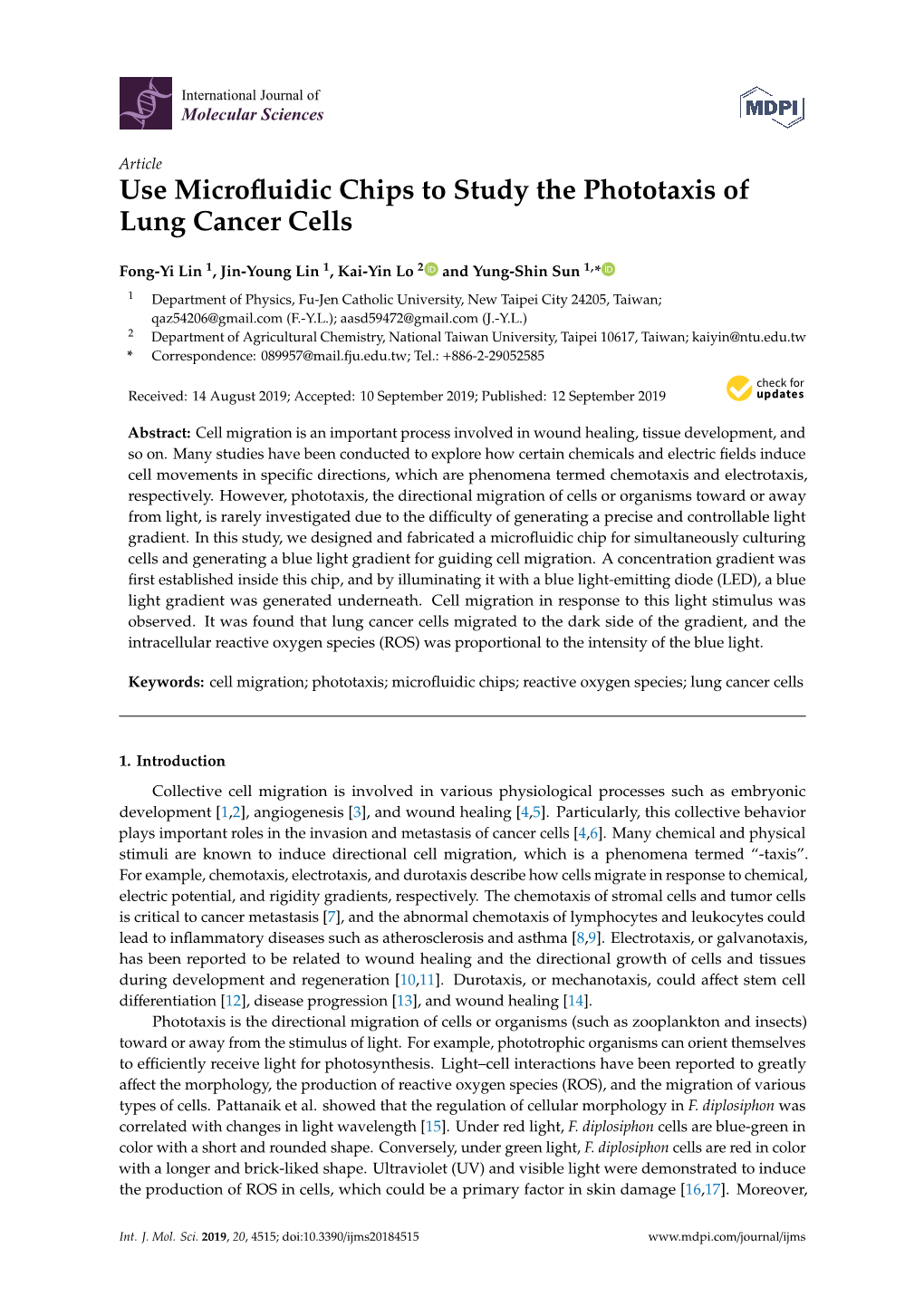 Use Microfluidic Chips to Study the Phototaxis of Lung Cancer Cells