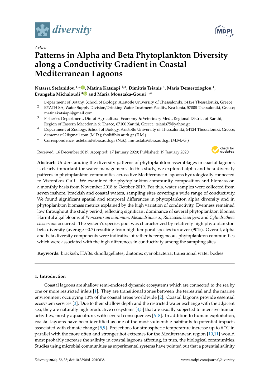 Patterns in Alpha and Beta Phytoplankton Diversity Along a Conductivity Gradient in Coastal Mediterranean Lagoons