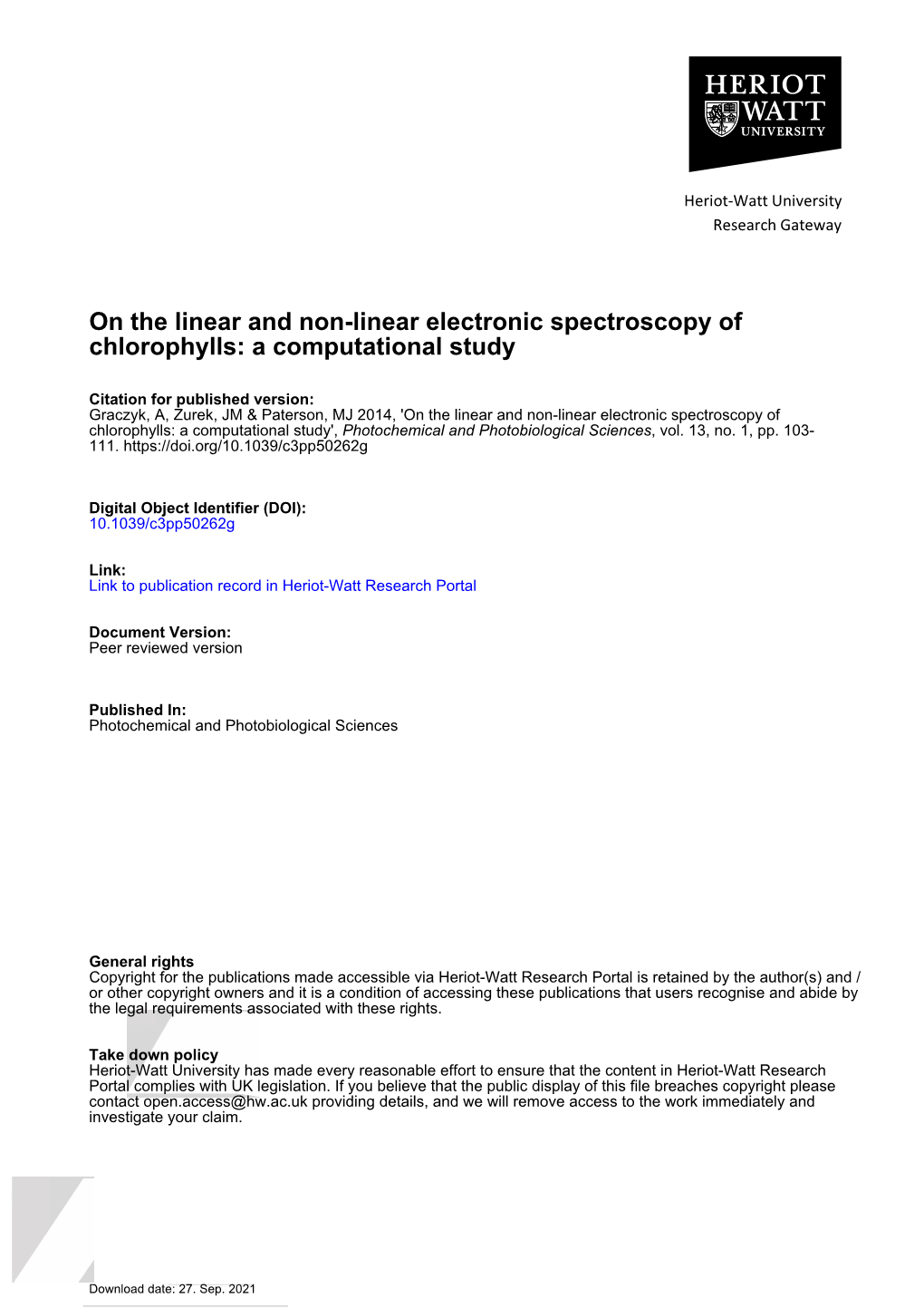 On the Linear and Non-Linear Electronic Spectroscopy of Chlorophylls: a Computational Study