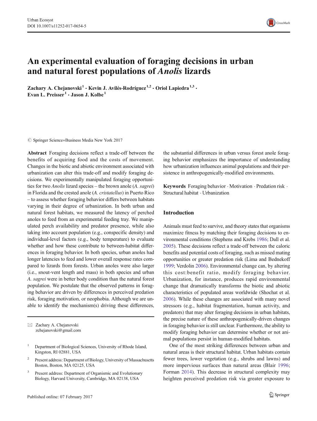 An Experimental Evaluation of Foraging Decisions in Urban and Natural Forest Populations of Anolis Lizards